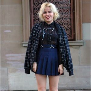 Petite sophisticate skirt sz2 B6